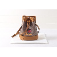 Gucci 550620 Disney x Gucci Ophidia mini GG bucket bag in Beige/ebony mini GG Supreme canvas with Mickey Mouse