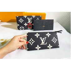 Louis Vuitton M69515 LV Crafty Pochette Félicie Bag in Black Monogram Empreinte leather