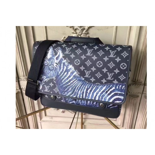 Louis Vuitton M43293 Monogram Savane Canvas Messenger Zebra GM Bags Product  Code: 926, Luxury, Bags & Wallets on Carousell