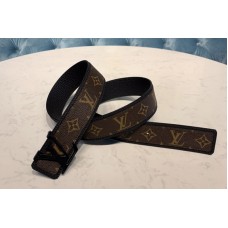 Louis Vuitton MP205V LV Shape Patchwork 40mm belt in Monogram canvas With Black Buckle