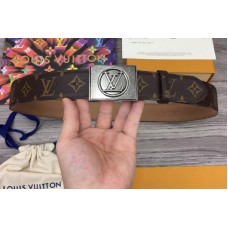 Louis Vuitton M0024Q Adventurer 40mm belt in Monogram Canvas With Silver/Gold Buckle