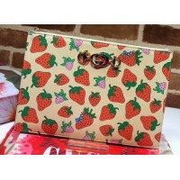 Gucci Zumi Grainy Leather Pouch Clutch Bag 570728 Strawberry 2019