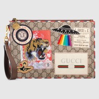 Gucci Courrier GG Supreme Portfolio Pouch