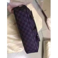 LOUIS VUITTON CHRISTOPHER MESSENGER Damier Graphite Canvas N41500