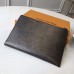 Louis Vuitton Epi Leather Pochette Essential V M62092 2017