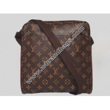 LOUIS VUITTON 2010 MONOGRAM CANVAS MESSENGER TOTE BAG TROTTEUR BEAUBOURG