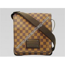 Louis Vuitton Damier Ebene Canvas Brooklyn Pm