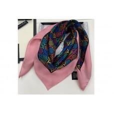 Gucci 601309 GG Psychedelic print silk scarf in Pink