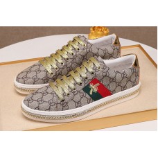 Men&#8217;s Gucci Ace GG Supreme bees sneaker Beige/ebony GG Supreme