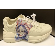 Women and Men Gucci Rhyton leather sneaker with Cat in White Leather