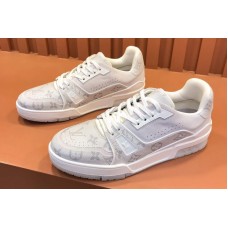 Louis Vuitton 1A5UR4 LV Trainer sneaker in White Monogram canvas