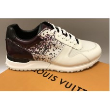 Louis Vuitton 1A5YHR LV Run Away Sneaker in White calf leather