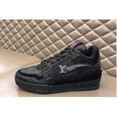 Louis Vuitton 1A8AGO LV Trainer sneaker in Black Calf leather