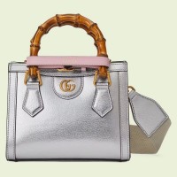 Gucci Diana Mini Tote Bag In Silver Metallic Leather