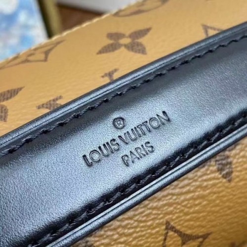 Louis Vuitton M45596 Pochette Metis手袋白色尺寸： 25x19x7cm - Replicas-Bags