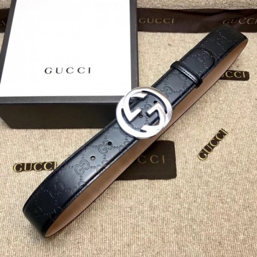 Gucci Signature belt with G buckle Grey 411924