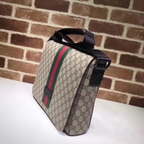 Gucci Beige GG Supreme  Messenger Bag 549