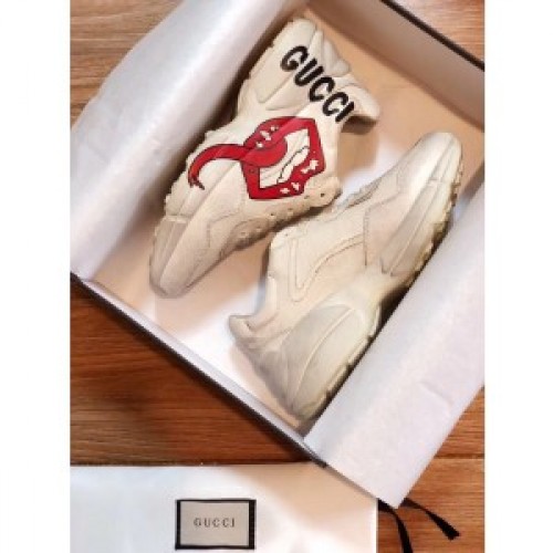 rhyton sneaker with mouth print
