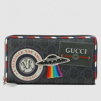 Gucci Night Courrier GG Supreme Zip Around Wallet